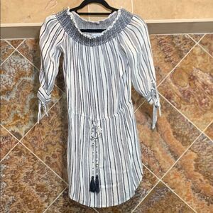 Women's Blue Island Blue and White Striped Rayon Swimsuit Cover-up Size Small